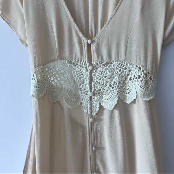 Tobi Cream Maxi Dress Lace Waist Cutout - Picture 13 of 14